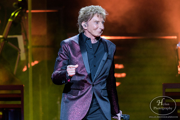 BarryManilow-HylanPhotography-PPLCenter-WLEV-2-4.jpg