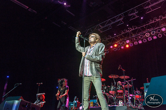 Starship featuring Mickey Thomas