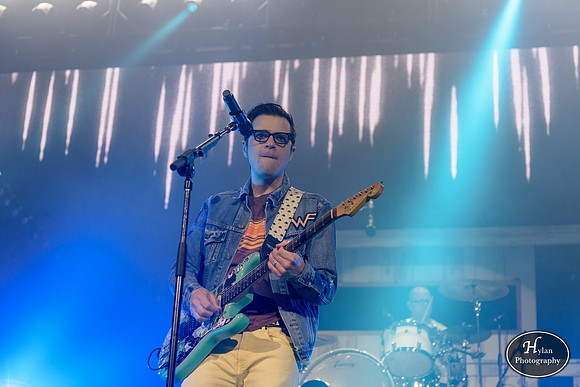 Weezer-HylanPhotography-PavilionatMontageMountain-03.jpg
