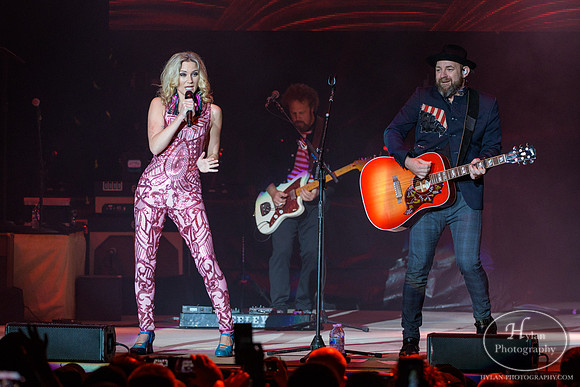 Sugarland-HylanPhotography-AllentownFair-CatCountry96-2-4.jpg