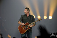 BlakeShelton-HylanPhotography-MoheganSunArena-CatCountry-01-6.jpg
