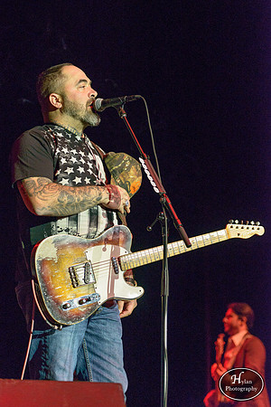 AaronLewis-HylanPhotography-SandsBethlehemEventCenter-CatCountry-211854.jpg
