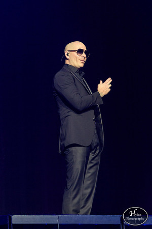 Pitbull-HylanPhotography-PPLCenter-WLEV-01-9.jpg