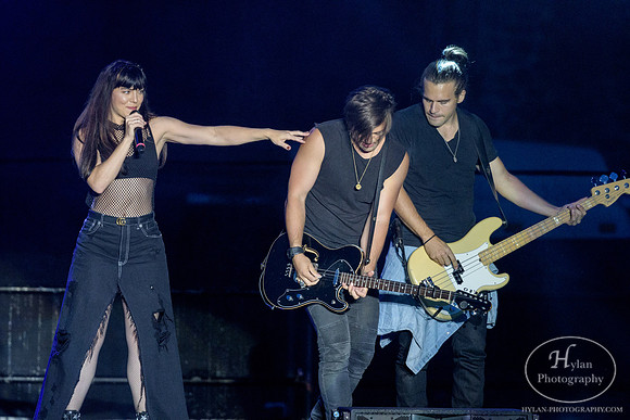 TheBandPerry-HylanPhotography-Musikfest2017-CatCountry-2-3.jpg