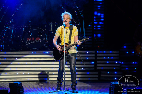 REOSpeedwagon-HylanPhotography-FMKirbyCenter-WLEV-4.jpg