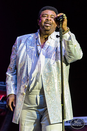 TemptaionsReview_ft_DennisEdwards-HylanPhotography-SandsBethlehemEventCenter-WLEV-01-3.jpg