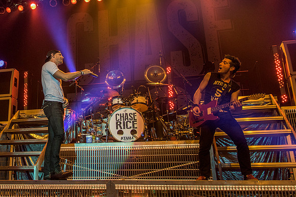 Chase-Rice-Hylan-Sands-Bethlehem-Event-Center-23.jpg