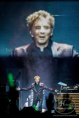 BarryManilow-HylanPhotography-PPLCenter-WLEV-194851.jpg
