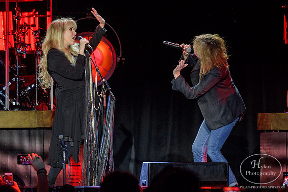 StevieNicks-HylanPhotography-SandsEventCenter-WLEV-01-4.jpg