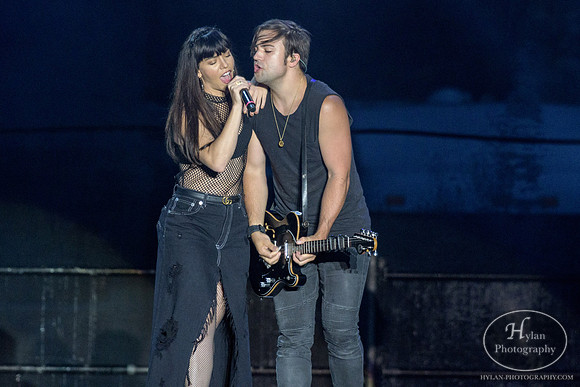 TheBandPerry-HylanPhotography-Musikfest2017-CatCountry-2-2.jpg