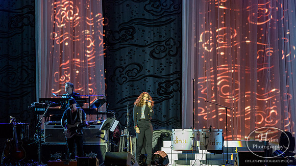 IdinaMenzel-HylanPhotography-WCEC-WLEV-202636.jpg