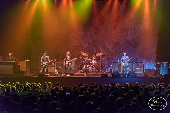 PeterFrampton-HylanPhotography-SandsEventCenter-192148.jpg