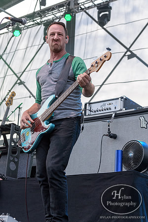 BrothersOsborne-HylanPhotography-AllentownFair2016-CatCountry-190310.jpg