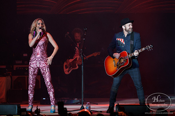 Sugarland-HylanPhotography-AllentownFair-CatCountry96-204640.jpg