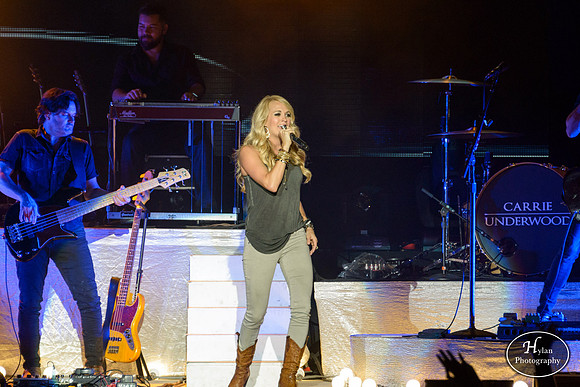 Carrie Underwood