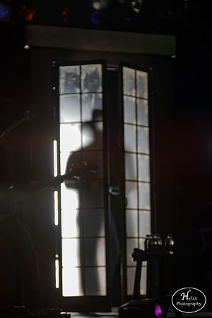 TraceAdkins-HylanPhotography-MoheganSunPocono-CatCountry-211106.jpg