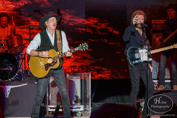 Brooks&Dunn-HylanPhotography-AllentownFair2019-WLEV-203902.jpg