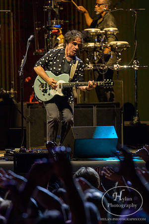 Hall&Oates-HylanPhotography-AllentownFair2019-WLEV-2-5.jpg