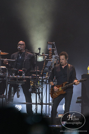 BonJovi-HylanPhotography-PPLCenter-WLEV-203617.jpg