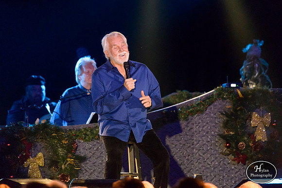 KennyRogers-HylanPhotography-ValleyForgeCasino-211616.jpg