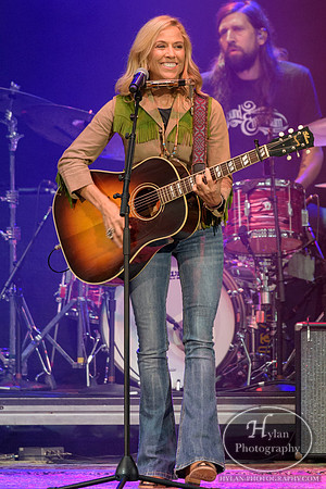 Outlaw Music Festival-HylanPhotography-PavilionatMontageMountain-CatCountry-171846.jpg