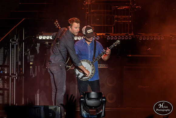 DierksBentley-HylanPhotography-Musikfest2016-CatCountry-02-6.jpg