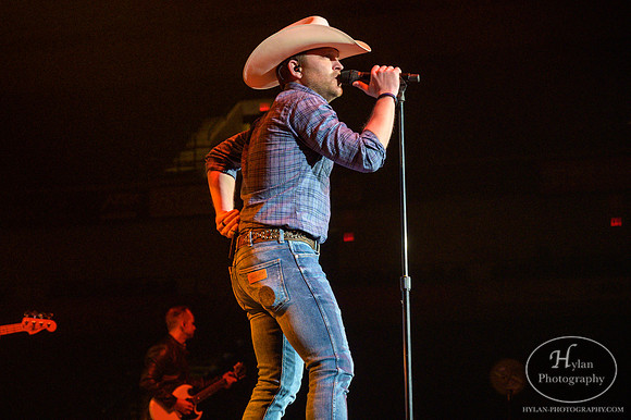 JustinMoore-HylanPhotography-MoheganPa-CatCountry96-204753.jpg
