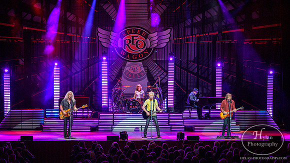 REOSpeedwagon-HylanPhotography-FMKirbyCenter-WLEV-3-6.jpg