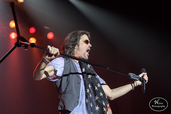 Foreigner-HylanPhotography-SandsEventCenter-WLEV-201136.jpg