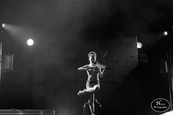LindseyStirling-HylanPhotography-SantanderArena-02.jpg