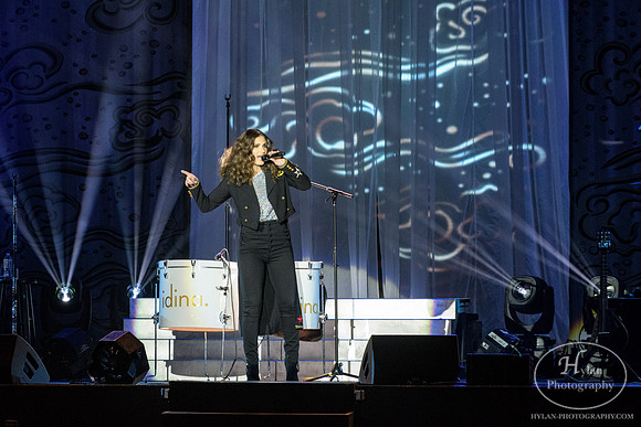 IdinaMenzel-HylanPhotography-WCEC-WLEV-3-3.jpg