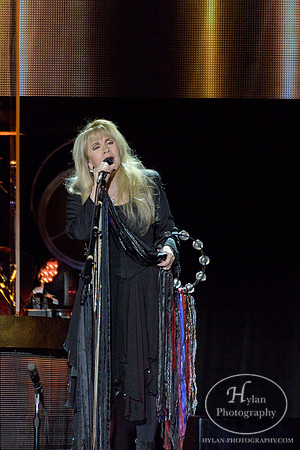 StevieNicks-HylanPhotography-SandsEventCenter-WLEV-204508.jpg