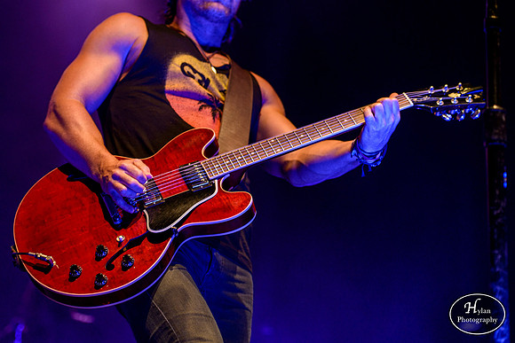 KipMoore-HylanPhotography-SandsBethlehemEventCenter-CatCountry-213920.jpg