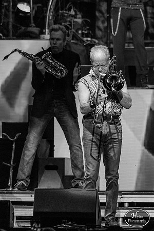 Chicago-EarthWind&Fire-HylanPhotography-PPLCenter-WLEV-01-5.jpg