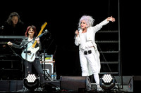 CyndiLauper-HylanPhotography-PPLCenter-WLEV-2-4.jpg