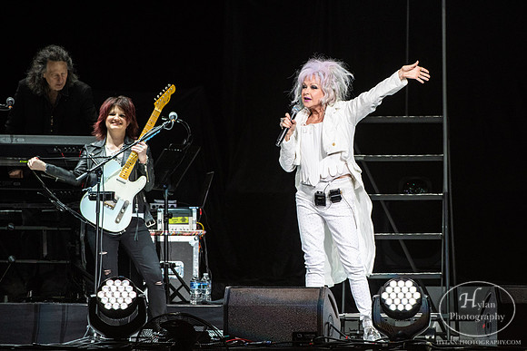 CyndiLauper-HylanPhotography-PPLCenter-WLEV-2-4.jpg