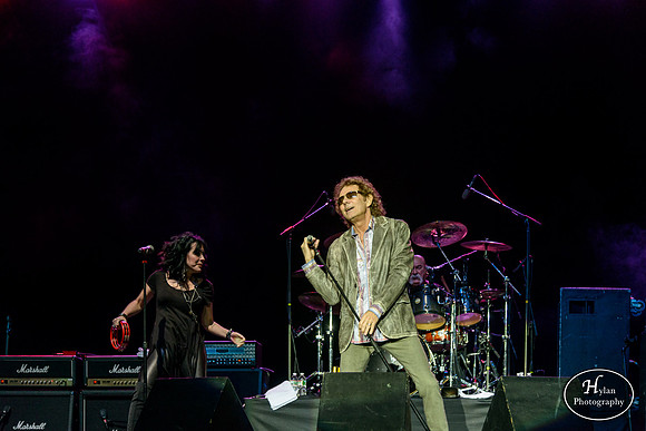 Starship featuring Mickey Thomas