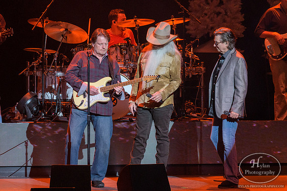 OakRidgeBoys-HylanPhotography-FMKirby-CatCountry96-3-2.jpg
