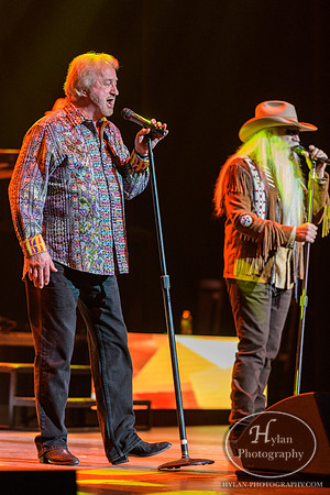 OakRidgeBoys-HylanPhotography-FMKirby-CatCountry96-193844.jpg