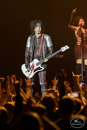 Sixx-A.M.-HylanPhotography-SandsBethlehemEventCenter--17.jpg
