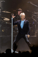 BonJovi-HylanPhotography-PPLCenter-WLEV-203606.jpg
