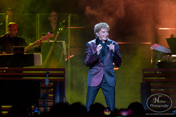 BarryManilow-HylanPhotography-PPLCenter-WLEV-194928.jpg