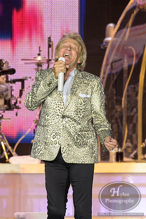 RodStewart-HylanPhotography-SandsEventCenter-WLEV-200914.jpg