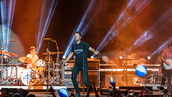 DierksBentley-HylanPhotography-Musikfest2018-CatCountry-2-9.jpg
