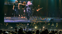 KellyClarkson-HylanPhotography-PPLCenter-WLEV-2-4.jpg