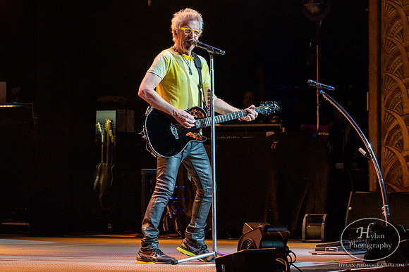 REOSpeedwagon-HylanPhotography-FMKirbyCenter-WLEV-204443.jpg