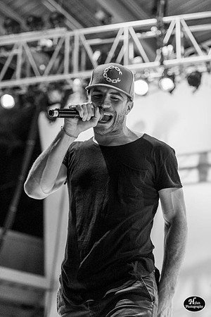 Sam_Hunt-040.jpg