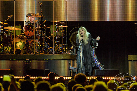 StevieNicks-HylanPhotography-SandsEventCenter-WLEV-02-4.jpg