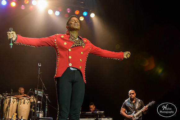 TheJacksons-HylanPhotography-SandsBethlehemEventCenter-WLEV-230852.jpg