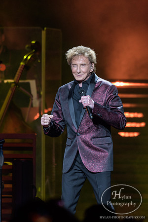 BarryManilow-HylanPhotography-PPLCenter-WLEV-194954.jpg